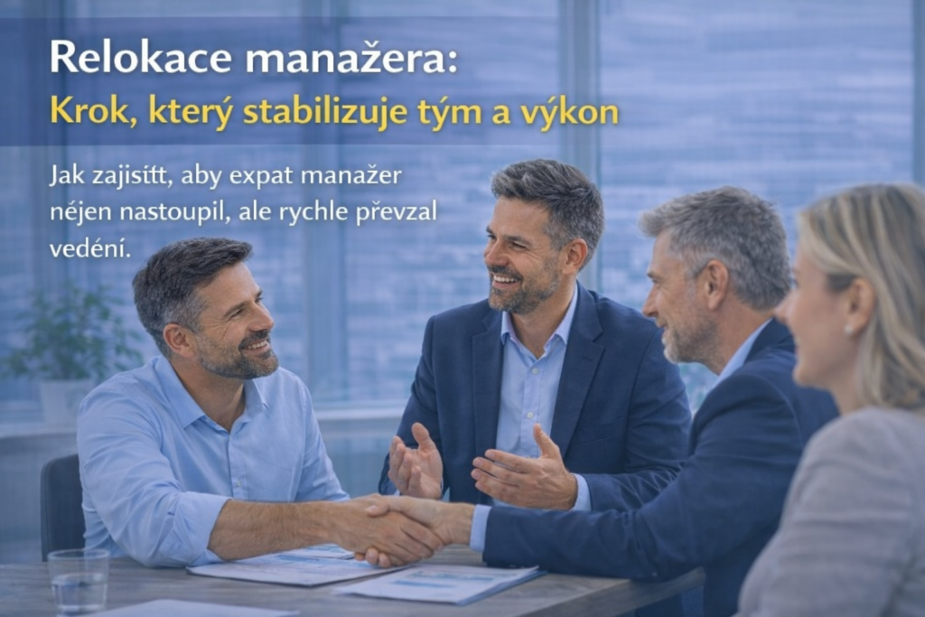 Expat manažer při pracovním setkání s českým vedením a HR během relokace do České republiky, ilustrující pozitivní a řízený přechod do manažerské role.